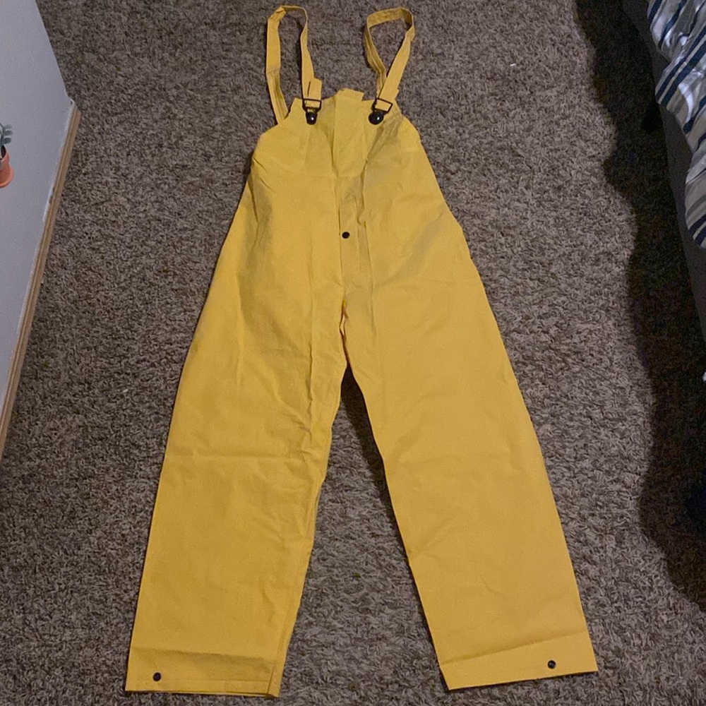 Rain suit